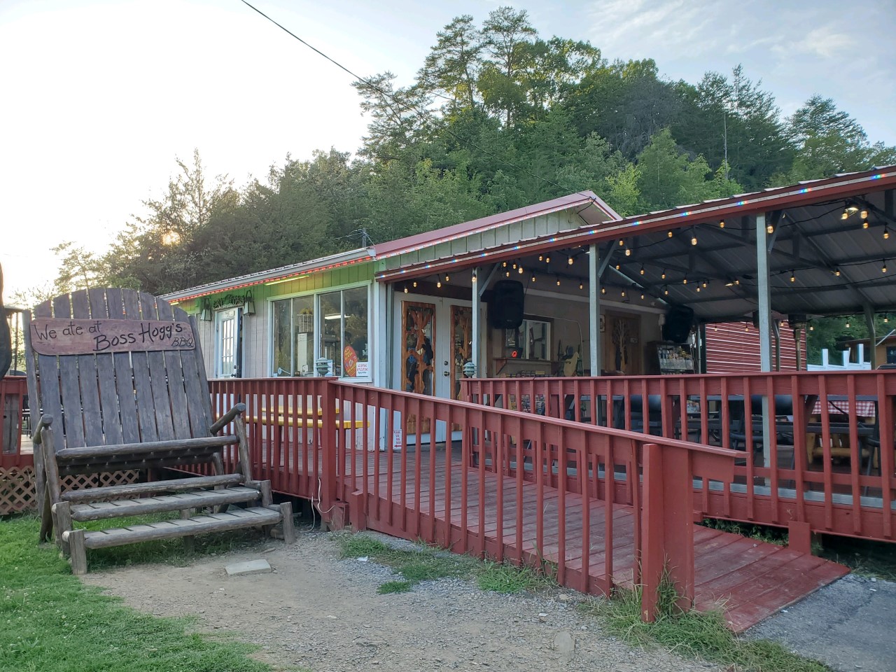 Boss Hoggs Bbq Shack Pigeon Forge Tn Patrick S Bbq Trail